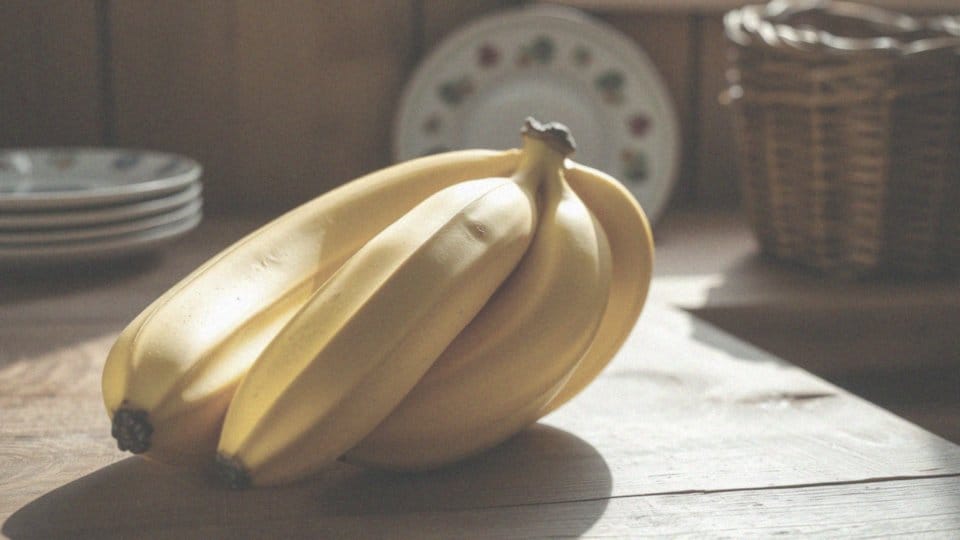 Jaką zawartość cukru mają banany w przeliczeniu na 100 g?