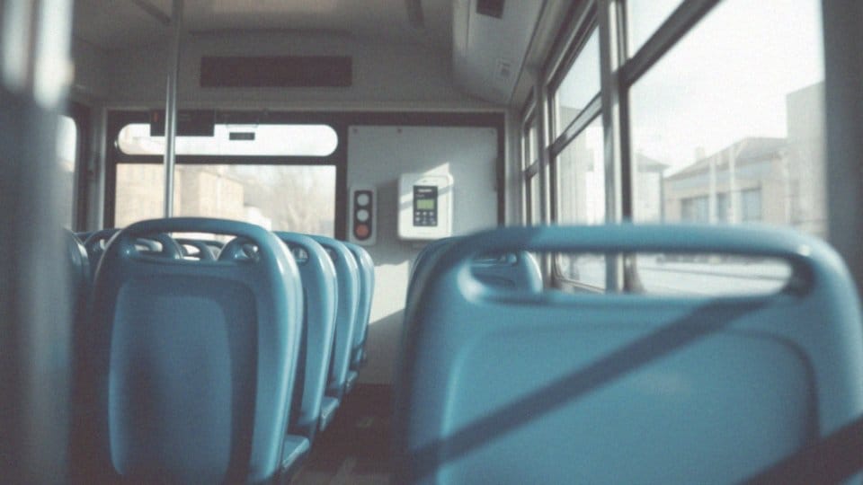 Do ilu lat jest bilet ulgowy w autobusie? Sprawdź zasady