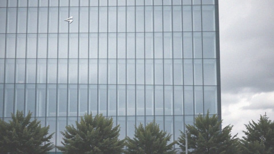 Spółka akcyjna – charakterystyka, cechy i zalety tej formy działalności